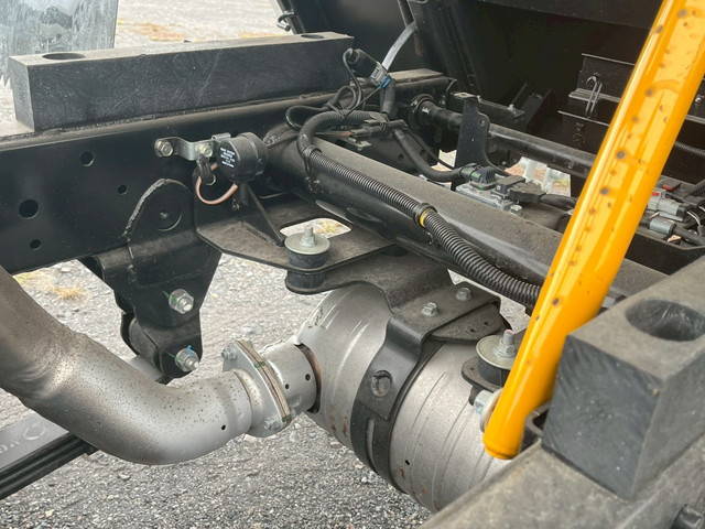 三菱ふそうキャンターダンプ小型（2t・3t）[写真23]