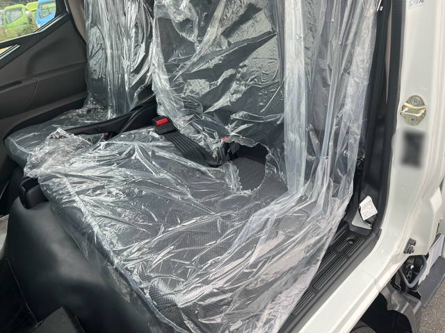 三菱ふそうキャンターダンプ小型（2t・3t）[写真30]