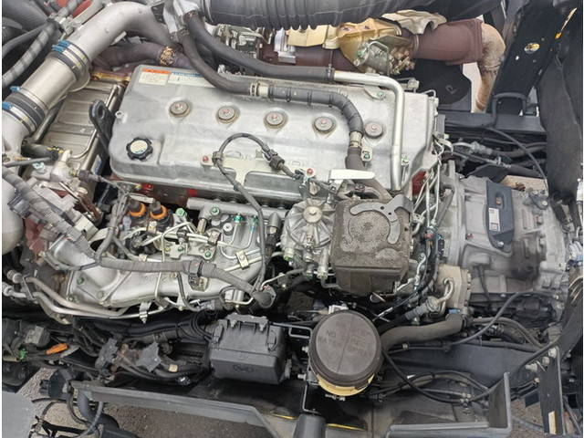 日野プロフィア冷凍車（冷蔵車）大型（10t）[写真15]