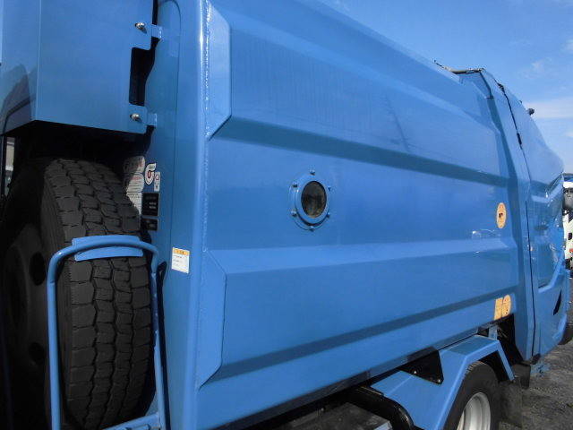 日野デュトロパッカー車（塵芥車）小型（2t・3t）[写真13]