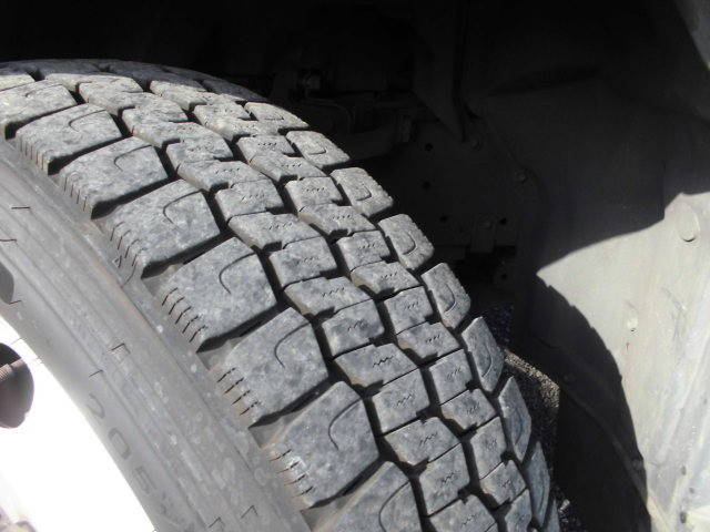 日野デュトロパッカー車（塵芥車）小型（2t・3t）[写真16]