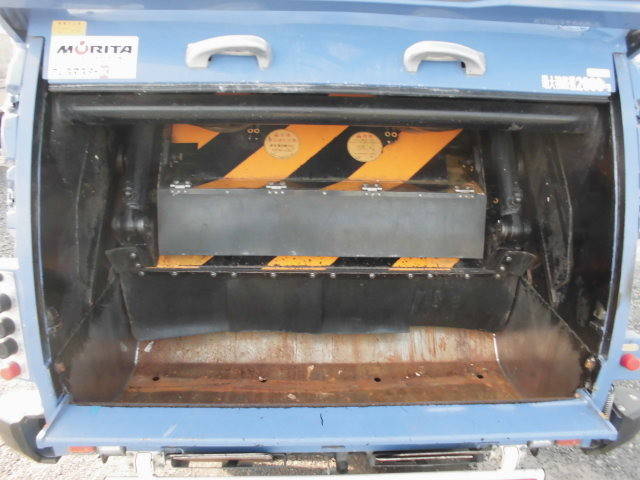 日野デュトロパッカー車（塵芥車）小型（2t・3t）[写真04]