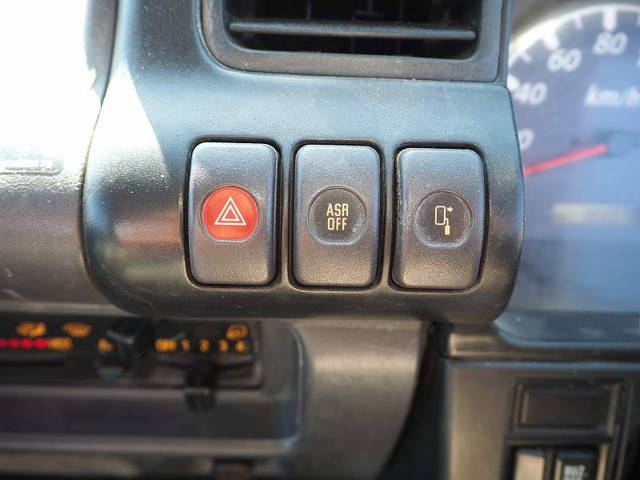 マツダタイタンクレーン4段小型（2t・3t）[写真37]