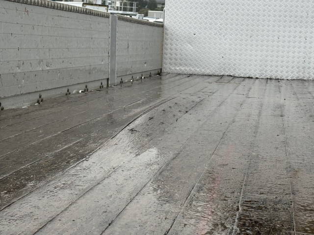 いすゞギガクレーン4段大型（10t）[写真23]