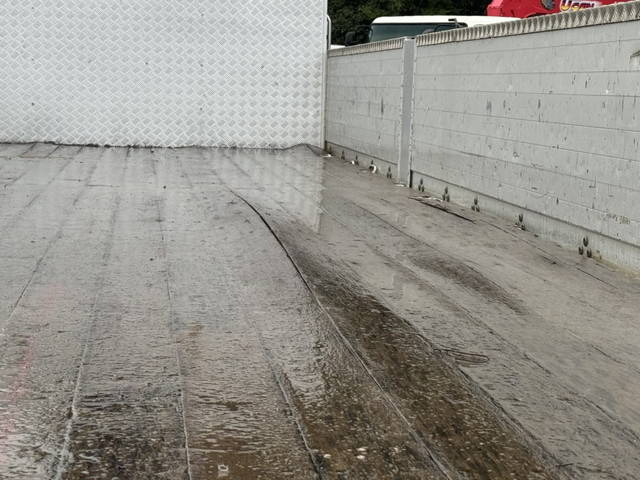 いすゞギガクレーン4段大型（10t）[写真24]