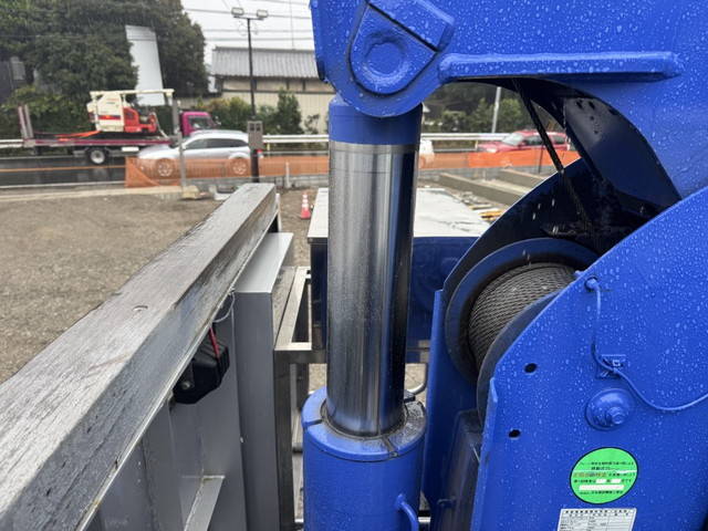 いすゞギガクレーン4段大型（10t）[写真28]