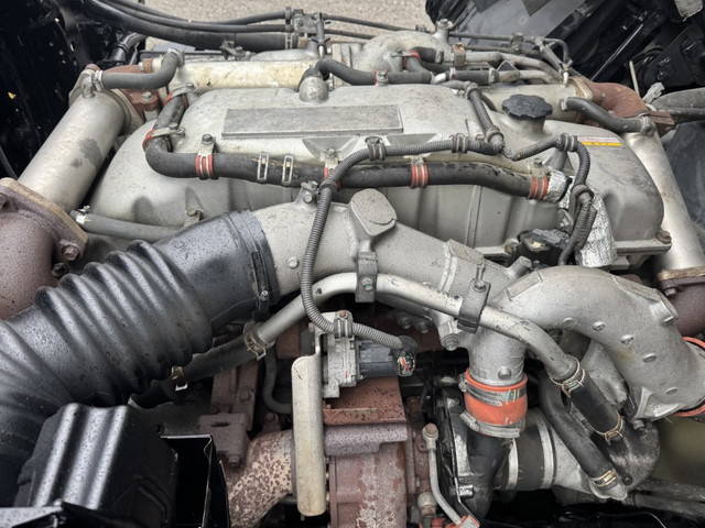 いすゞギガクレーン4段大型（10t）[写真36]