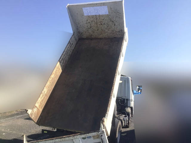 三菱ふそうキャンターダンプ小型（2t・3t）[写真13]