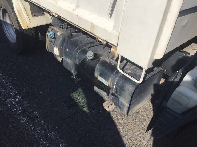 三菱ふそうキャンターダンプ小型（2t・3t）[写真17]