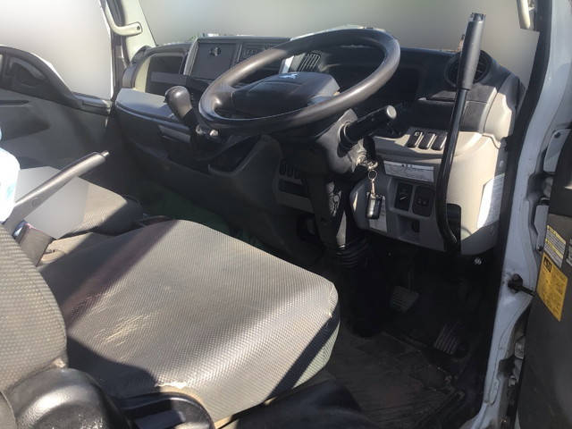 三菱ふそうキャンターダンプ小型（2t・3t）[写真29]