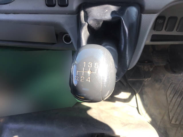 三菱ふそうキャンターダンプ小型（2t・3t）[写真32]