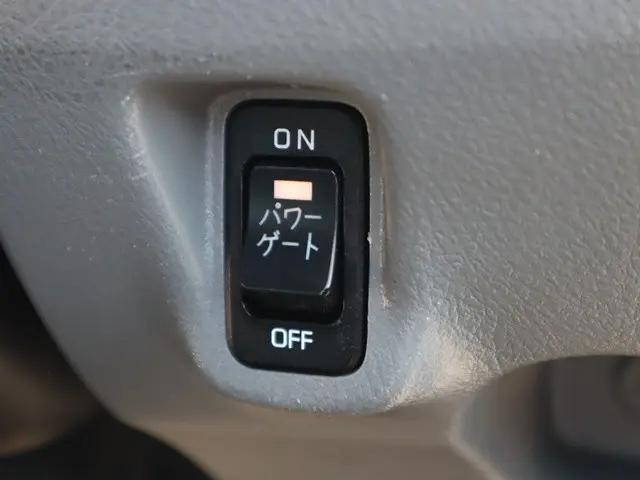 トヨタダイナ平ボディ小型（2t・3t）[写真35]