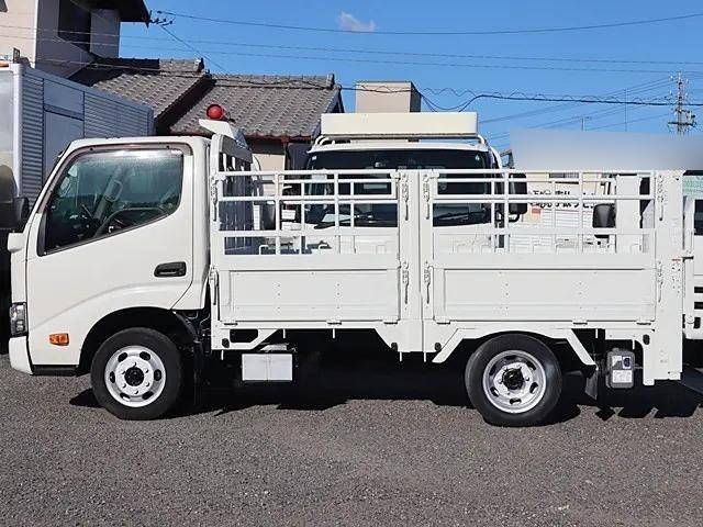 トヨタダイナ平ボディ小型（2t・3t）[写真08]