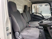 いすゞエルフアルミバン小型（2t・3t）[写真20]