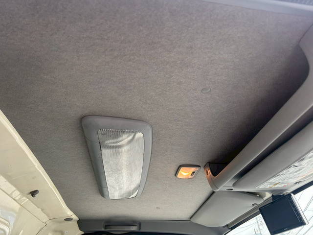 いすゞエルフアルミバン小型（2t・3t）[写真20]