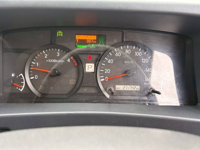 いすゞエルフアルミバン小型（2t・3t）[写真23]