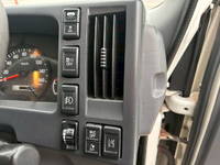 いすゞエルフアルミバン小型（2t・3t）[写真26]