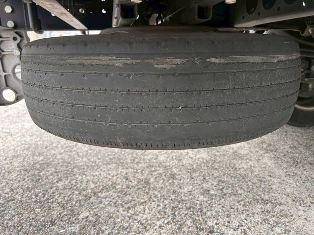 いすゞエルフアルミバン小型（2t・3t）[写真38]