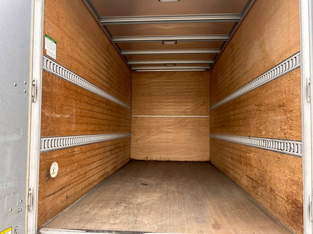 いすゞエルフアルミバン小型（2t・3t）[写真09]