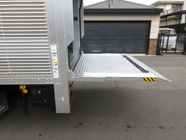 日野デュトロアルミバン小型（2t・3t）[写真16]