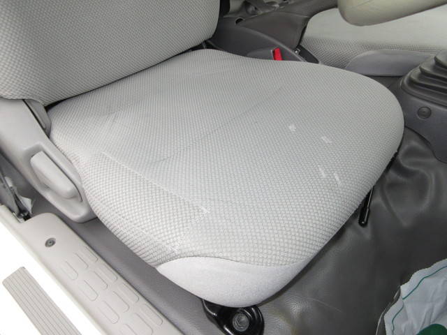 日野デュトロアルミバン小型（2t・3t）[写真20]