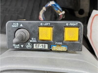 いすゞフォワードダンプ中型（4t）[写真28]