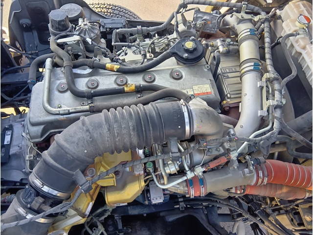 日野プロフィア冷凍車（冷蔵車）大型（10t）[写真17]