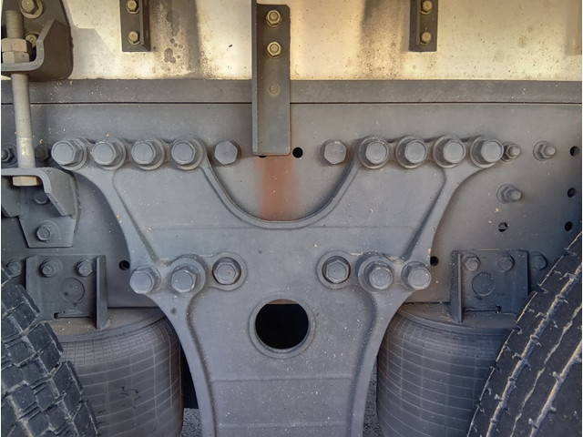 日野プロフィア冷凍車（冷蔵車）大型（10t）[写真18]