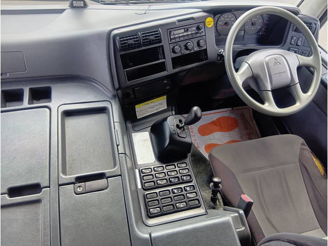 三菱ふそうスーパーグレートアルミブロック大型（10t）[写真22]