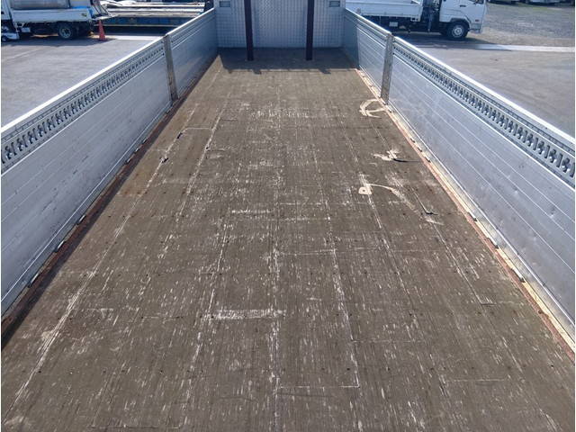 三菱ふそうスーパーグレートアルミブロック大型（10t）[写真07]