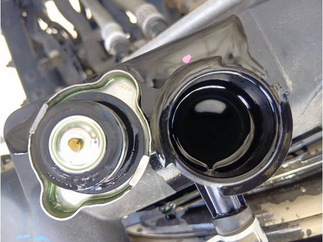 いすゞフォワードダンプ中型（4t）[写真12]