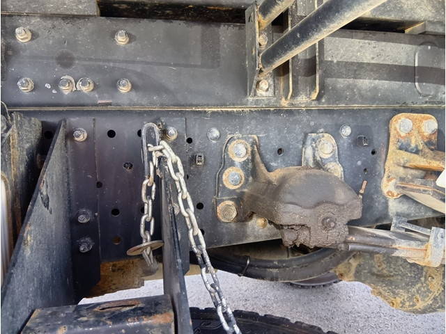 いすゞフォワードダンプ中型（4t）[写真15]