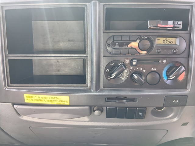 いすゞフォワードダンプ中型（4t）[写真24]