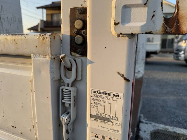 日産アトラスダブルキャブ（Wキャブ）小型（2t・3t）[写真09]