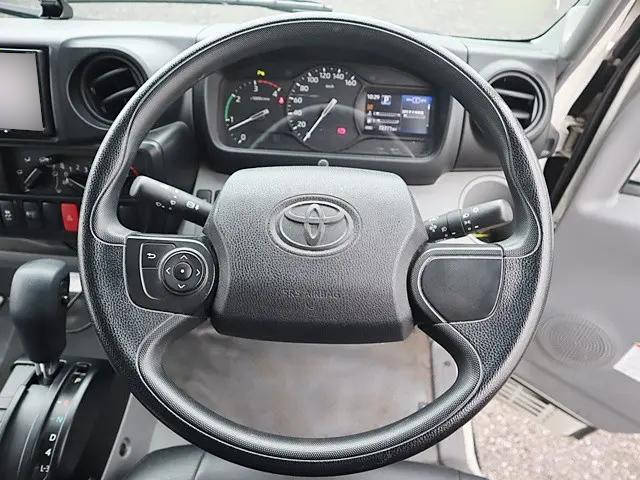 トヨタダイナ平ボディ小型（2t・3t）[写真04]