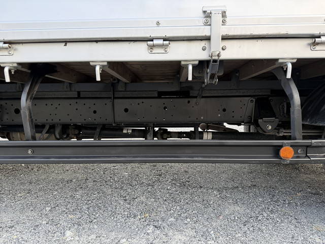 日野デュトロ幌ウイング小型（2t・3t）[写真15]