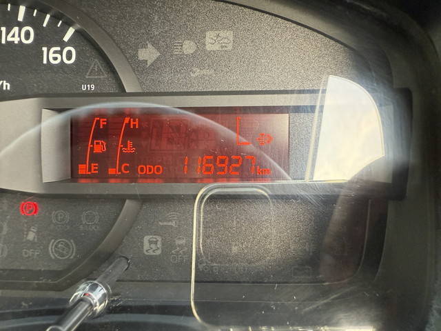 日野デュトロ幌ウイング小型（2t・3t）[写真24]