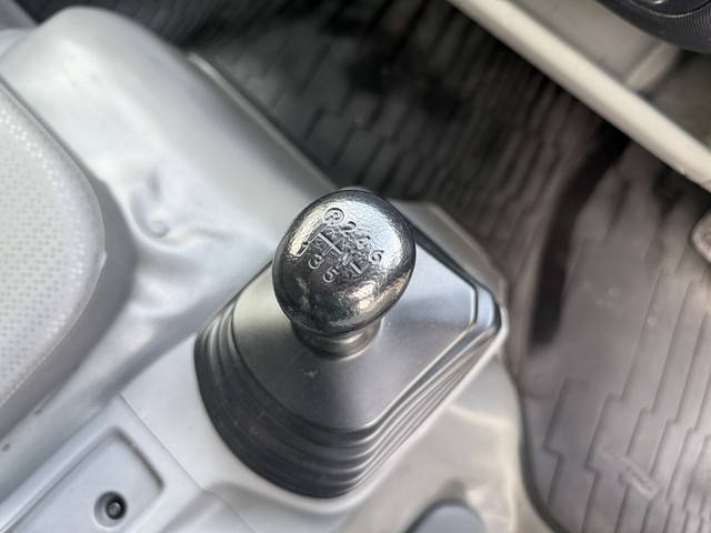 日野デュトロ幌ウイング小型（2t・3t）[写真29]