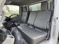 日野デュトロ幌ウイング小型（2t・3t）[写真33]