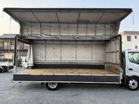 日野デュトロ幌ウイング小型（2t・3t）[写真06]