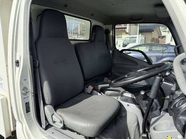 日野デュトロダンプ小型（2t・3t）[写真32]