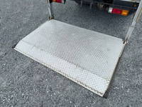 三菱ふそうキャンターアルミバン小型（2t・3t）[写真11]