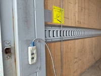 三菱ふそうキャンターアルミバン小型（2t・3t）[写真16]