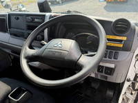 三菱ふそうキャンターアルミバン小型（2t・3t）[写真38]