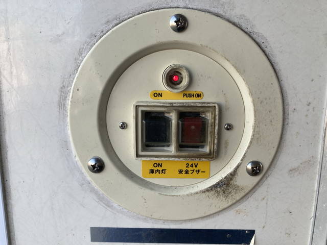 日野デュトロ冷凍車（冷蔵車）小型（2t・3t）[写真18]