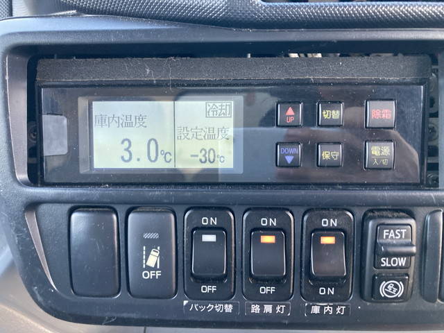 日野デュトロ冷凍車（冷蔵車）小型（2t・3t）[写真36]