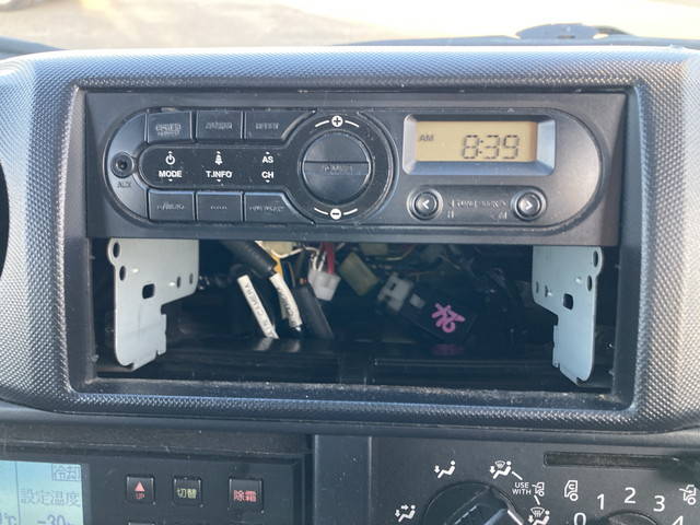 日野デュトロ冷凍車（冷蔵車）小型（2t・3t）[写真37]