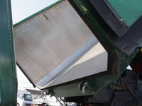 いすゞギガ深ダンプ（土砂禁ダンプ）大型（10t）[写真16]