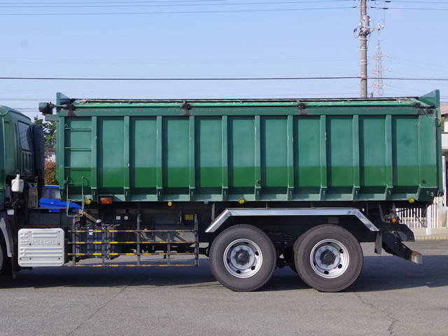 いすゞギガ深ダンプ（土砂禁ダンプ）大型（10t）[写真20]