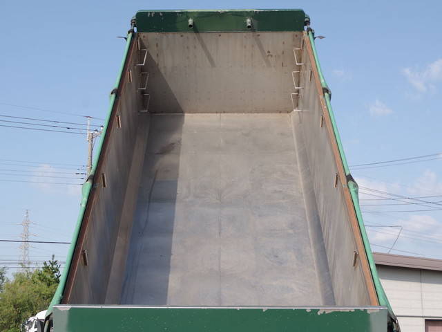 いすゞギガ深ダンプ（土砂禁ダンプ）大型（10t）[写真05]